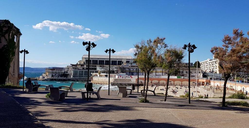 T1 Moderne Plage Des Catalans Марсель Экстерьер фото